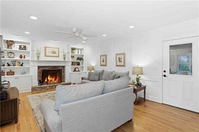 1515 Mosswood Lane SE, Smyrna, GA 30082