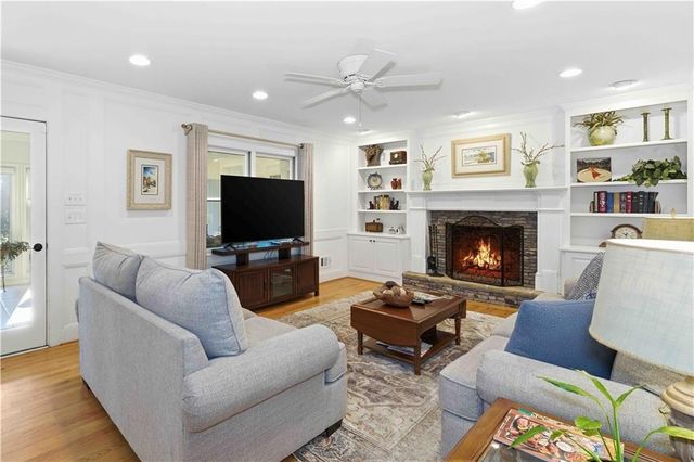 1515 Mosswood Lane SE, Smyrna, GA 30082