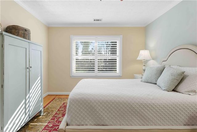 1515 Mosswood Lane SE, Smyrna, GA 30082