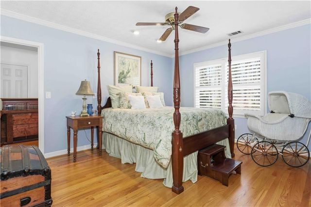 1515 Mosswood Lane SE, Smyrna, GA 30082