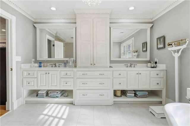 1515 Mosswood Lane SE, Smyrna, GA 30082