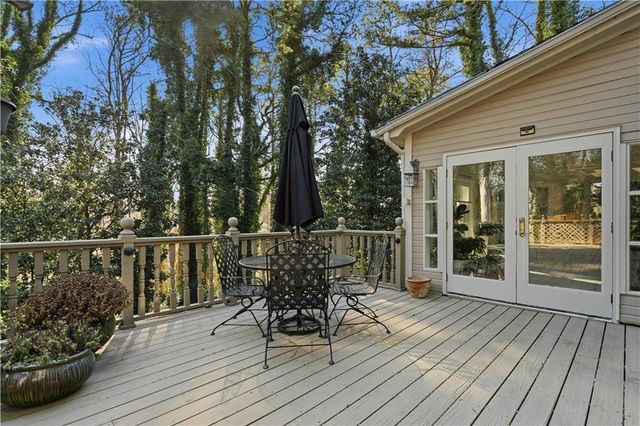 1515 Mosswood Lane SE, Smyrna, GA 30082