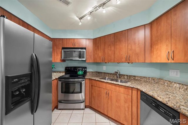 4570 Laclede Avenue 205, St Louis, MO 63108