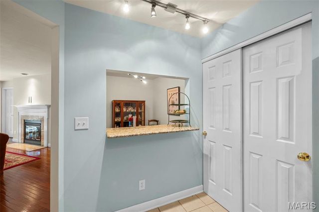 4570 Laclede Avenue 205, St Louis, MO 63108