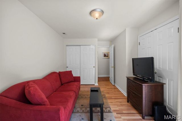 4570 Laclede Avenue 205, St Louis, MO 63108