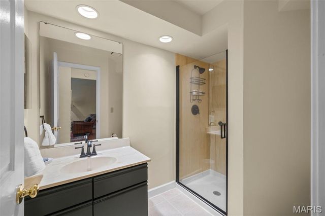 4570 Laclede Avenue 205, St Louis, MO 63108