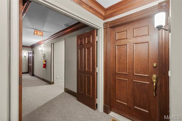 4570 Laclede Avenue 205, St Louis, MO 63108