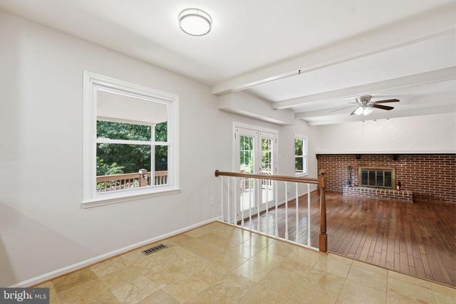 7316 WALNUT KNOLL DR, Springfield, VA 22153