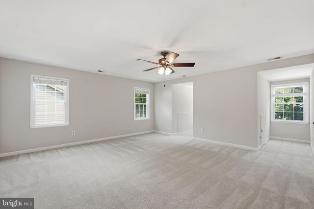 7316 WALNUT KNOLL DR, Springfield, VA 22153