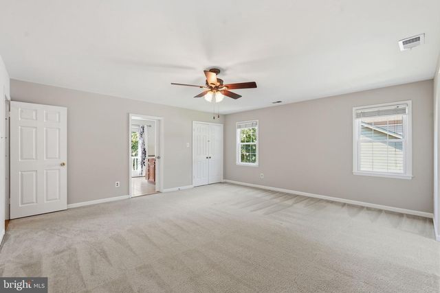 7316 WALNUT KNOLL DR, Springfield, VA 22153
