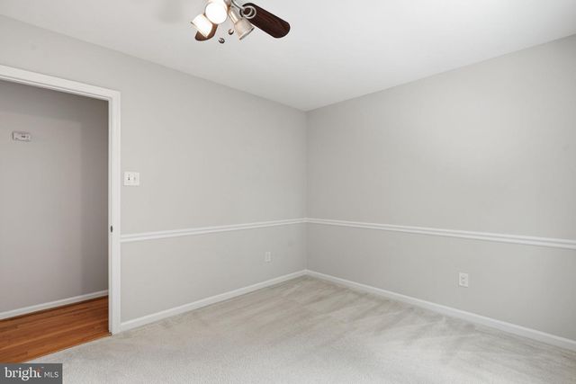 7316 WALNUT KNOLL DR, Springfield, VA 22153