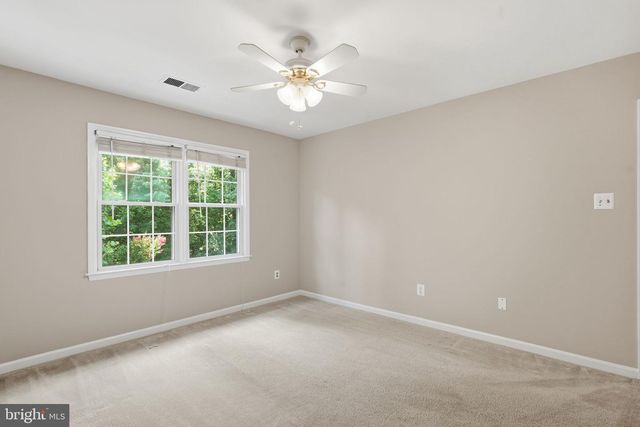 7316 WALNUT KNOLL DR, Springfield, VA 22153