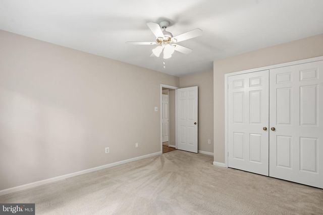 7316 WALNUT KNOLL DR, Springfield, VA 22153