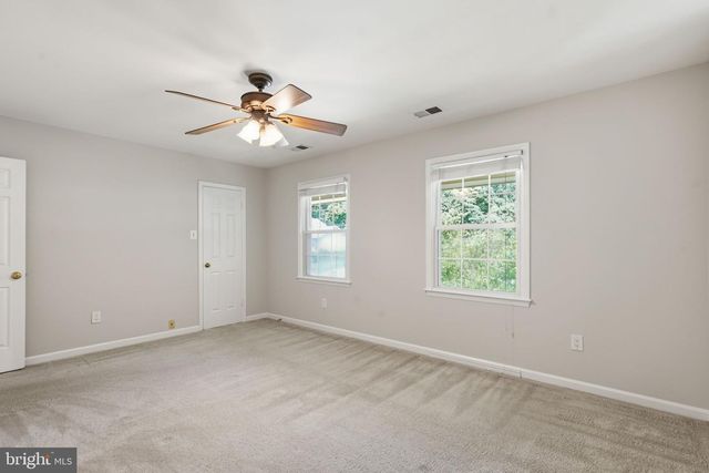 7316 WALNUT KNOLL DR, Springfield, VA 22153