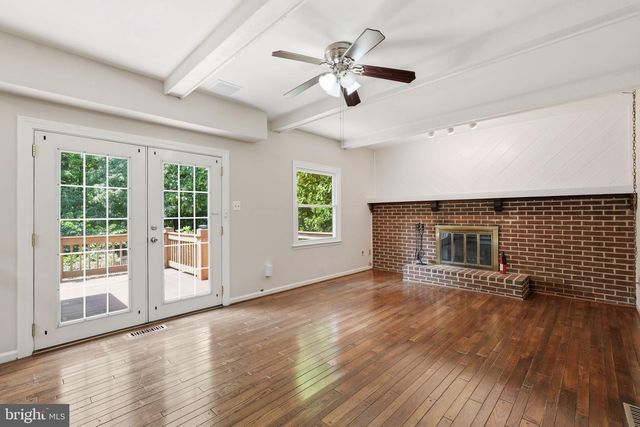 7316 WALNUT KNOLL DR, Springfield, VA 22153