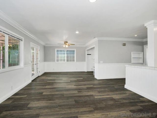 3555 Oak Glen, San Diego, CA 92117