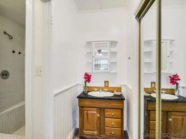 3555 Oak Glen, San Diego, CA 92117