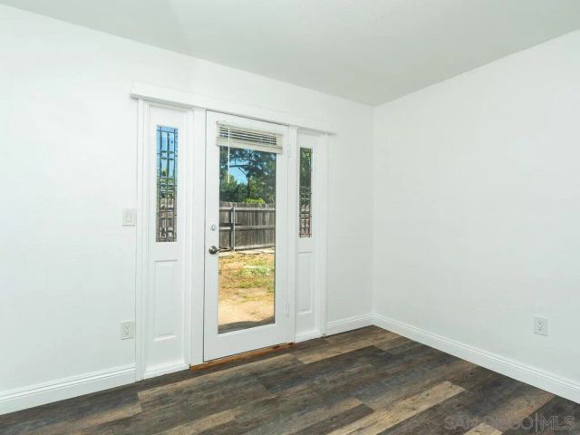 3555 Oak Glen, San Diego, CA 92117