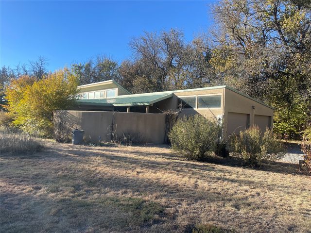 35 Nm 503, Santa Fe, NM 87506