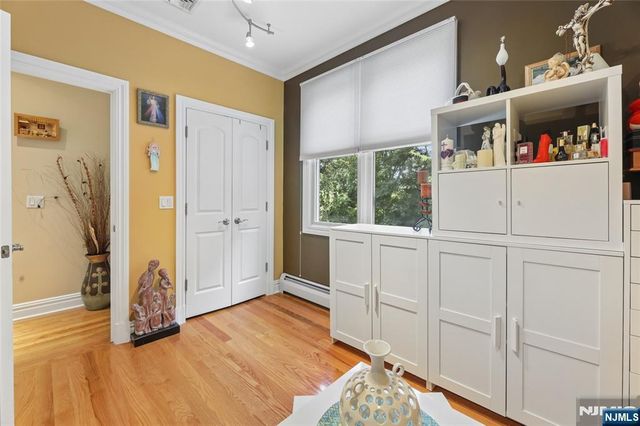 105 Kossuth Street, Wallington, NJ 07057