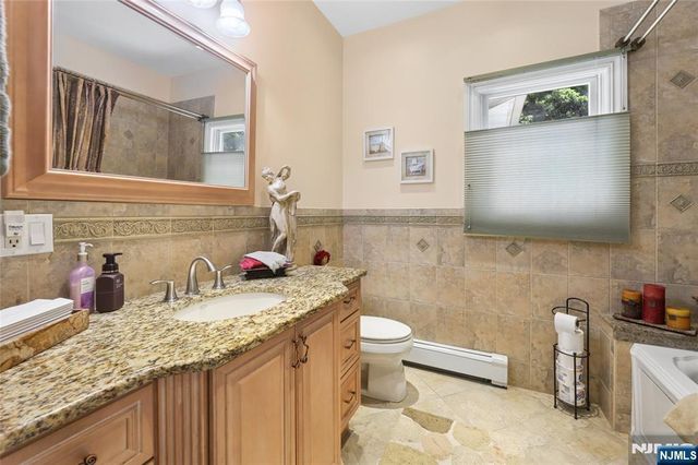 105 Kossuth Street, Wallington, NJ 07057