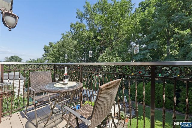 105 Kossuth Street, Wallington, NJ 07057