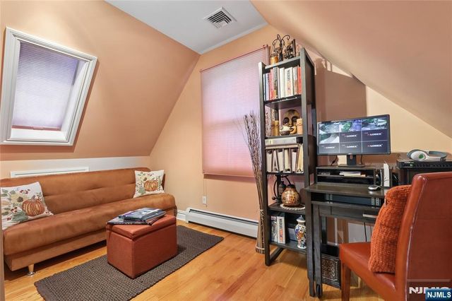 105 Kossuth Street, Wallington, NJ 07057