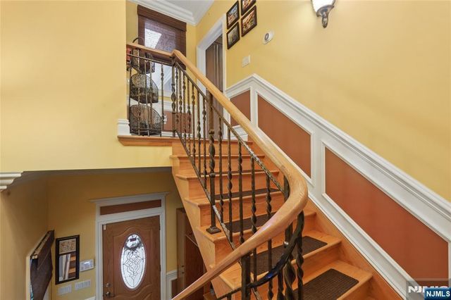 105 Kossuth Street, Wallington, NJ 07057
