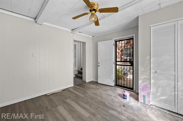 10410 Somerset Avenue, Detroit, MI 48224
