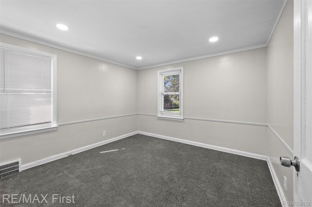 10410 Somerset Avenue, Detroit, MI 48224