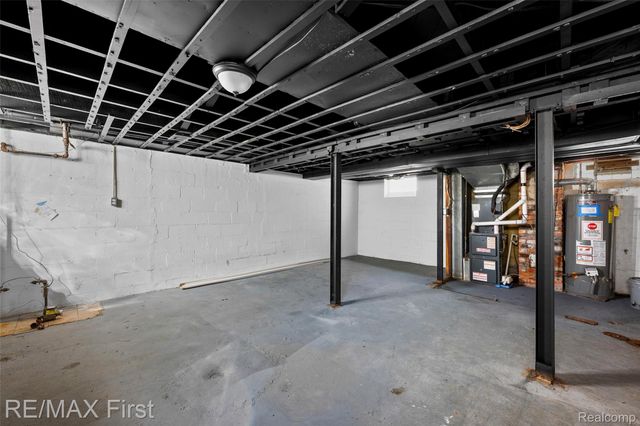 10410 Somerset Avenue, Detroit, MI 48224
