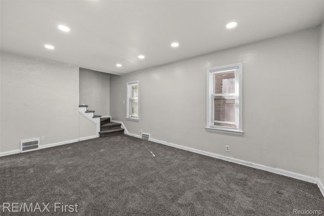 10410 Somerset Avenue, Detroit, MI 48224
