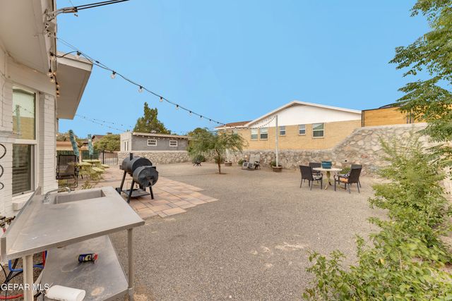 6209 Caprock Court, El Paso, TX 79912
