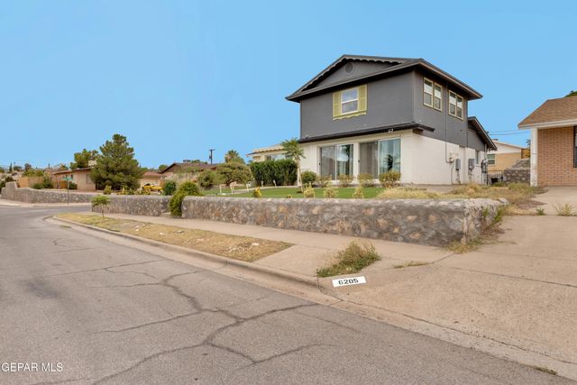 6209 Caprock Court, El Paso, TX 79912