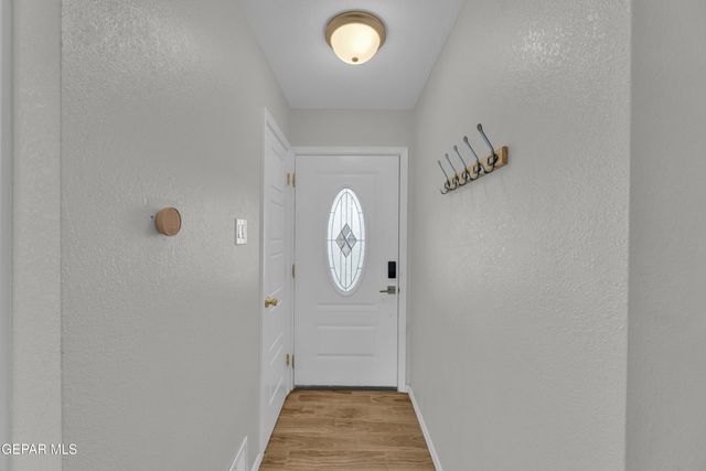 6209 Caprock Court, El Paso, TX 79912
