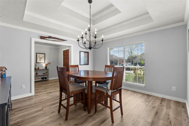 2304 Meadows Boulevard, League City, TX 77573