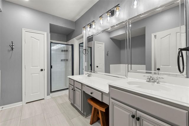 2304 Meadows Boulevard, League City, TX 77573