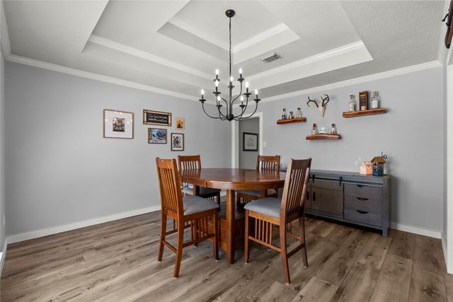 2304 Meadows Boulevard, League City, TX 77573