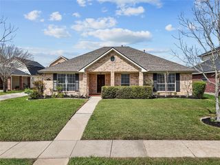 2304 Meadows Boulevard, League City, TX 77573