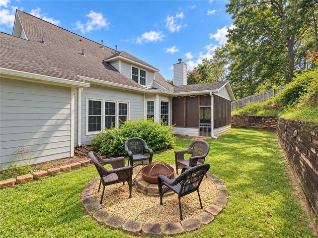 1064 Bellaire Court, Lawrenceville, GA 30043