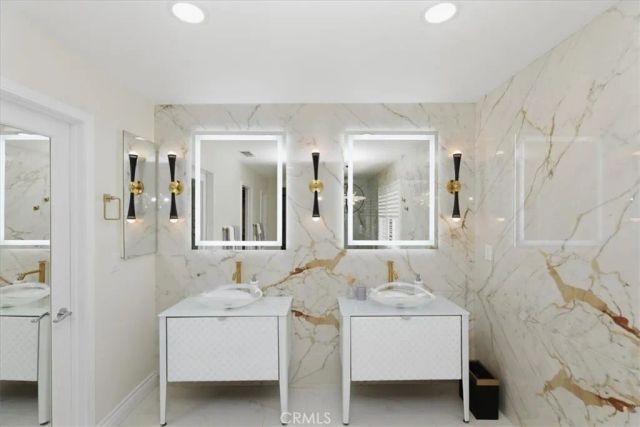 1536 Vandagriff, Corona, CA 92883