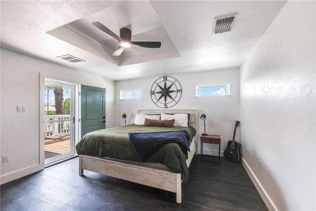 502 Corpus Christi Channel, Port Aransas, TX 78373