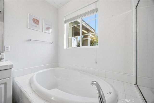 6123 Pilar, Bakersfield, CA 93306