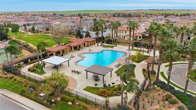 6123 Pilar, Bakersfield, CA 93306