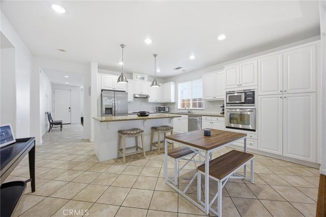 6123 Pilar, Bakersfield, CA 93306