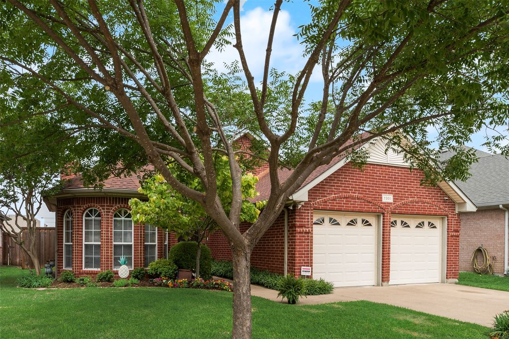 7301 Birchmont Drive, Rowlett, TX 75089