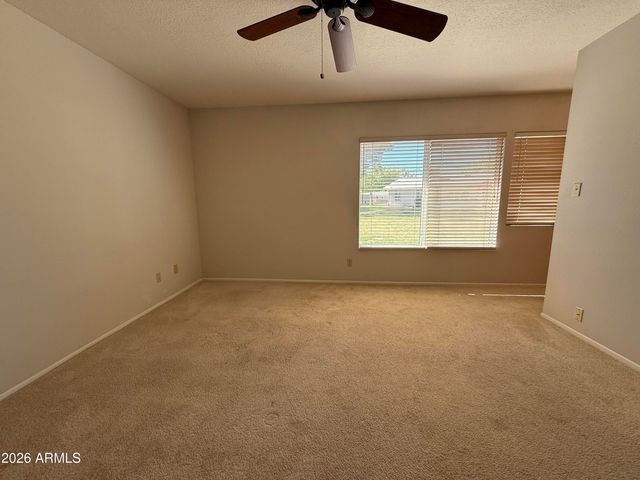 4849 E LAKE POINT Circle, Phoenix, AZ 85044