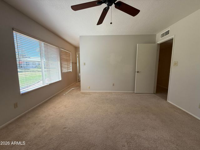 4849 E LAKE POINT Circle, Phoenix, AZ 85044