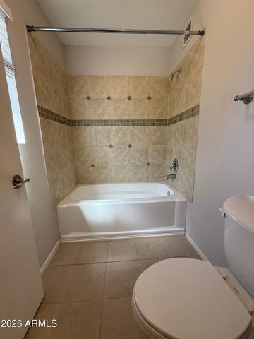 4849 E LAKE POINT Circle, Phoenix, AZ 85044