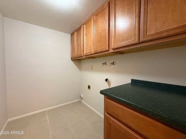 4849 E LAKE POINT Circle, Phoenix, AZ 85044